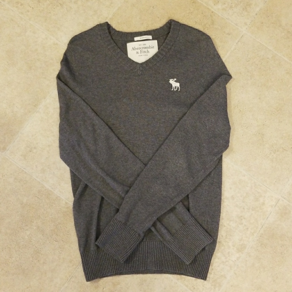 Abercrombie V neck Sweater